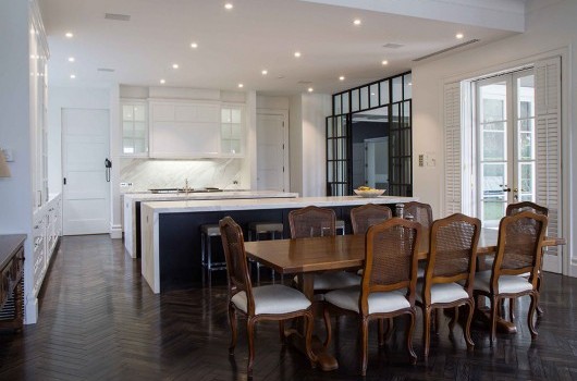 TOORAK HOUSE - KITCHEN